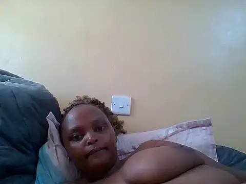 Snapshot of Sexxy-Shie chatting on 8, 3, 2025 Sexxy-Shie online show from 8, 3, 2025