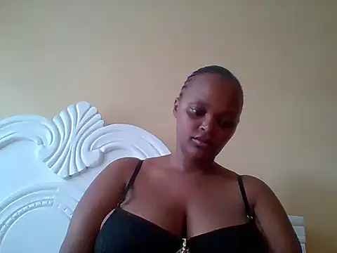 Snapshot of Sexxy-Shie chatting on 17, 10, 2025 Sexxy-Shie online show from 17, 10, 2025