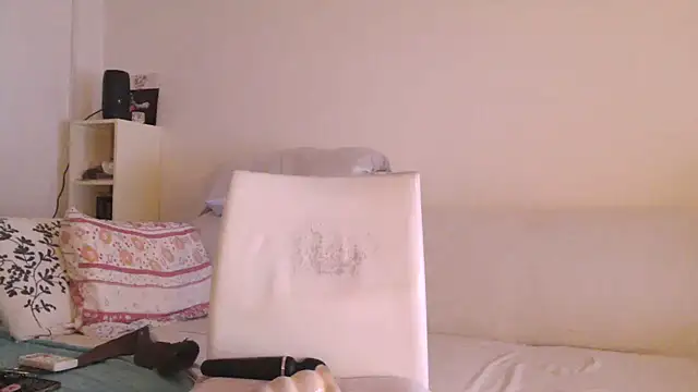 Snapshot of fragrance72 chatting on 14, 2, 2026 fragrance72 online show from 14, 2, 2026