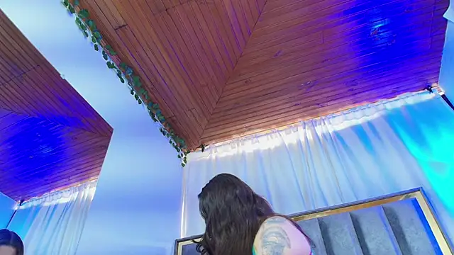 Snapshot of Eda_Bonne chatting on 5, 11, 2025 Eda Bonne online show from 5, 11, 2025