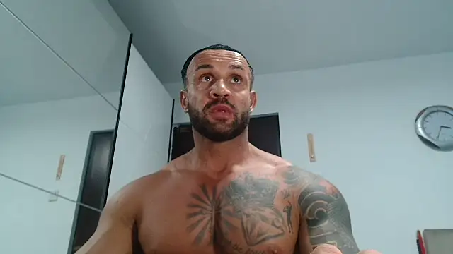 Snapshot of Magnificmuscles89 chatting on 26, 4, 2026 Magnificmuscles89 online show from 26, 4, 2026