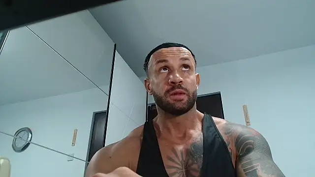 Snapshot of Magnificmuscles89 chatting on 14, 5, 2026 Magnificmuscles89 online show from 14, 5, 2026