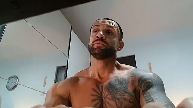 Snapshot of Magnificmuscles89 chatting on 24, 5, 2026 Magnificmuscles89 online show from 24, 5, 2026