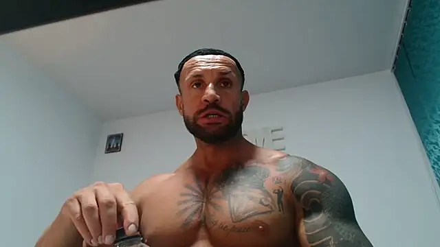 Snapshot of Magnificmuscles89 chatting on 24, 5, 2026 Magnificmuscles89 online show from 24, 5, 2026