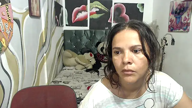 manzanahot9 online show from 26, 6, 2026