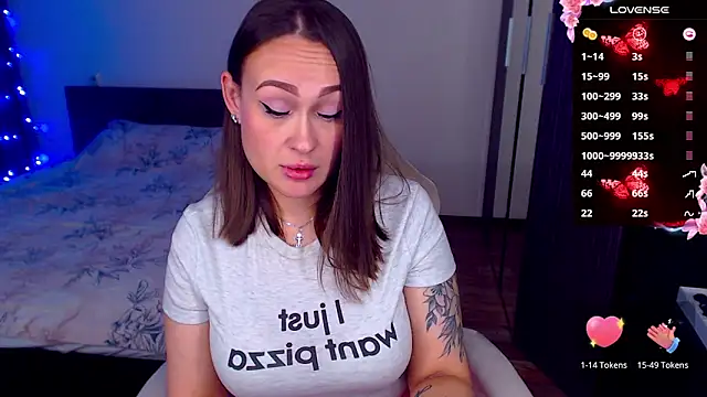 Cutie-Melanie online show from 27, 10, 2025