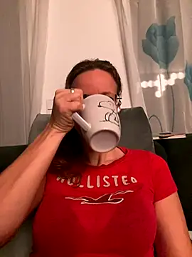 AnnikaRose online show from 4, 12, 2025