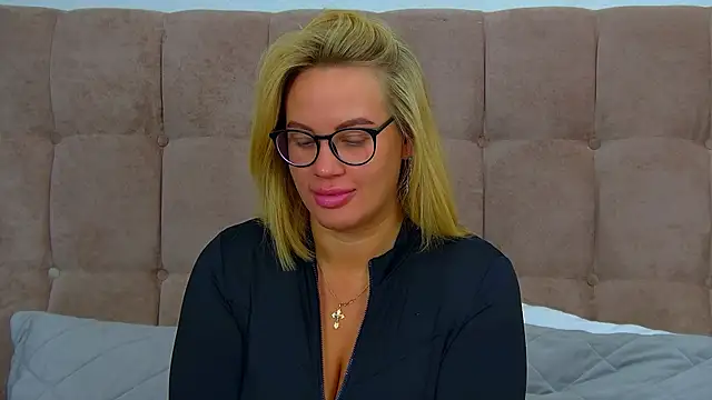 MariaNeumann online show from 15, 1, 2026