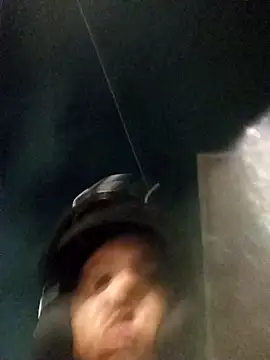 Snapshot of Elvergon3456 chatting on 4, 10, 2025 Elvergon3456 online show from 4, 10, 2025