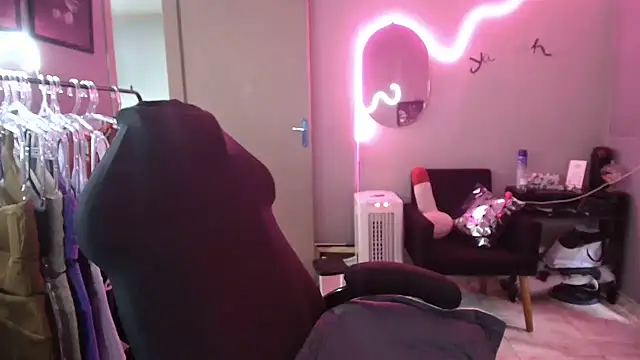 HotRuiva online show from 21, 1, 2025