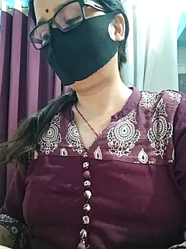 Snapshot of Aishwaryaa_69 chatting on 11, 5, 2026 Aishwaryaa 69 online show from 11, 5, 2026