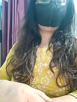 Snapshot of Aishwaryaa_69 chatting on 25, 5, 2026 Aishwaryaa 69 online show from 25, 5, 2026