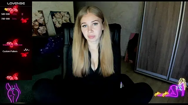  NigoNika online show from 17, 10, 2025