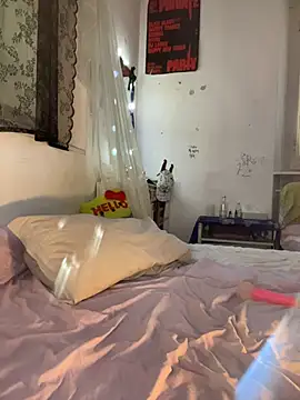 giuli zerozero online show from 25, 4, 2026