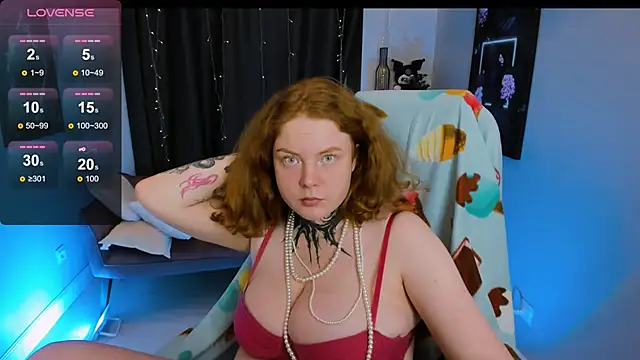 Snapshot of Cassie_xKiss chatting on 15, 12, 2024 Cassie xKiss online show from 15, 12, 2024