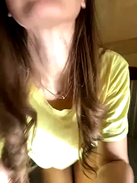 Snapshot of Lanaa19 chatting on 14, 10, 2025 Lanaa19 online show from 14, 10, 2025