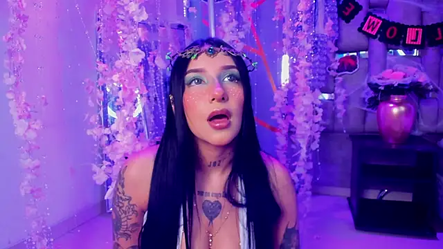 Leiaa  online show from 26, 10, 2025