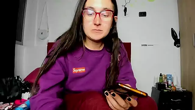 Sweet-Suck69 online show from 5, 1, 2025