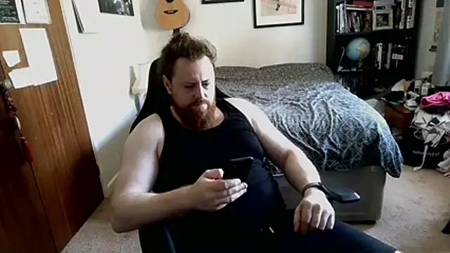 Hairy Guy30 online show from 26, 6, 2026