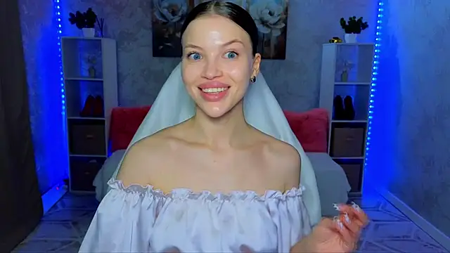 EmmyMills online show from 3, 4, 2026