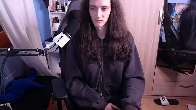 MemiKouki online show from 27, 1, 2025