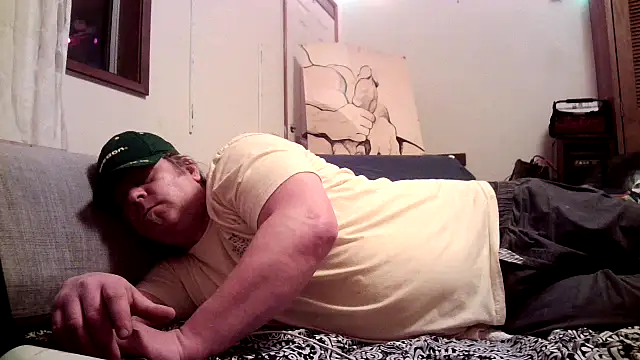 Snapshot of Mic_Oxinner chatting on 8, 12, 2024 Mic Oxinner online show from 8, 12, 2024