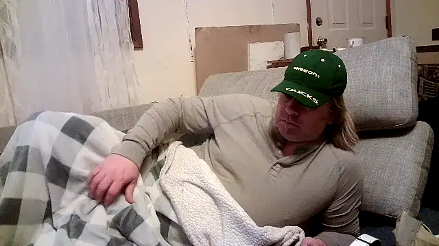 Snapshot of Mic_Oxinner chatting on 4, 1, 2025 Mic Oxinner online show from 4, 1, 2025