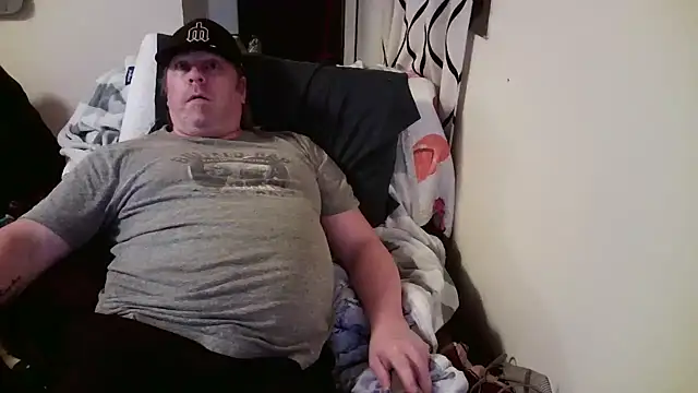 Snapshot of Mic_Oxinner chatting on 12, 1, 2025 Mic Oxinner online show from 12, 1, 2025