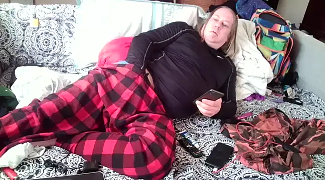 Snapshot of Mic_Oxinner chatting on 26, 1, 2025 Mic Oxinner online show from 26, 1, 2025