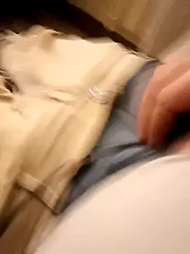 Snapshot of Mic_Oxinner chatting on 2, 2, 2025 Mic Oxinner online show from 2, 2, 2025