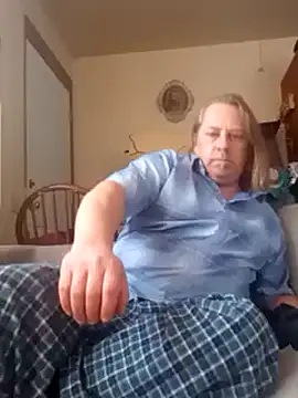 Snapshot of Mic_Oxinner chatting on 3, 2, 2025 Mic Oxinner online show from 3, 2, 2025