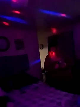 Snapshot of Mic_Oxinner chatting on 20, 2, 2025 Mic Oxinner online show from 20, 2, 2025