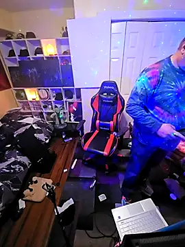 Snapshot of Mic_Oxinner chatting on 18, 9, 2025 Mic Oxinner online show from 18, 9, 2025