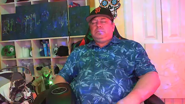 Snapshot of Mic_Oxinner chatting on 21, 9, 2025 Mic Oxinner online show from 21, 9, 2025