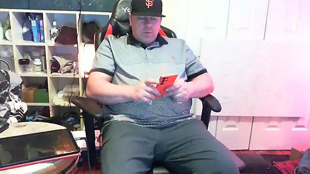 Snapshot of Mic_Oxinner chatting on 22, 9, 2025 Mic Oxinner online show from 22, 9, 2025