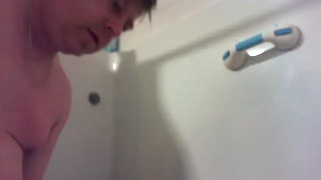 Snapshot of Mic_Oxinner chatting on 26, 9, 2025 Mic Oxinner online show from 26, 9, 2025