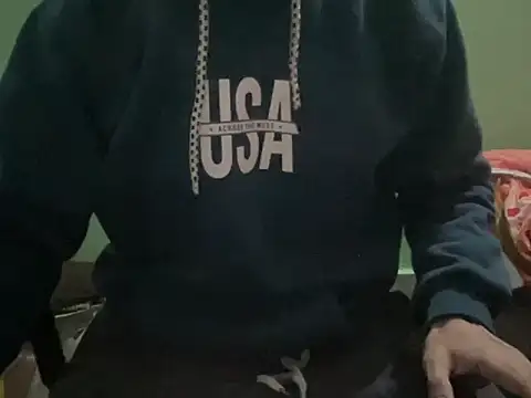 Snapshot of hot_asian_boy chatting on 5, 12, 2024 hot asian boy online show from 5, 12, 2024