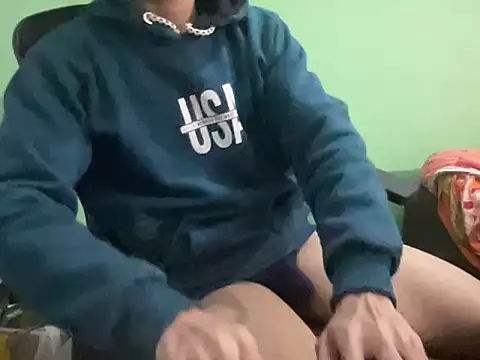 Snapshot of hot_asian_boy chatting on 5, 12, 2024 hot asian boy online show from 5, 12, 2024