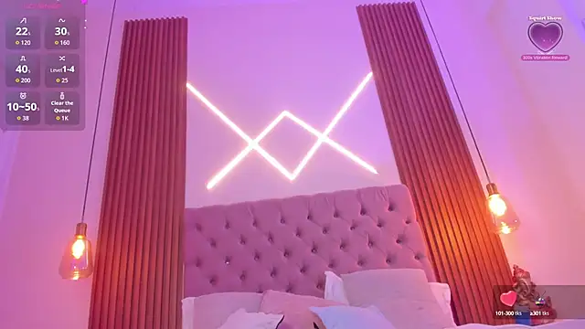 Sophia turneer online show from 14, 9, 2025