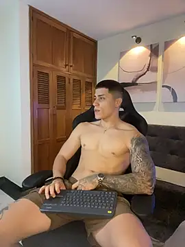 Snapshot of _joansoto chatting on 2, 12, 2025 joansoto online show from 2, 12, 2025