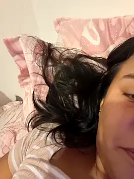 Snapshot of KasiaVenus_ chatting on 15, 10, 2025 KasiaVenus online show from 15, 10, 2025