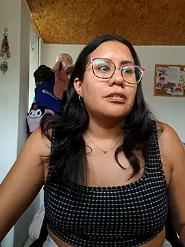 Snapshot of KasiaVenus_ chatting on 5, 11, 2025 KasiaVenus online show from 5, 11, 2025