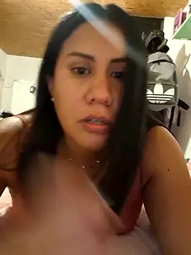 Snapshot of KasiaVenus_ chatting on 13, 11, 2025 KasiaVenus online show from 13, 11, 2025