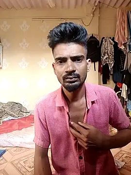 Snapshot of saggy1218 chatting on 17, 12, 2025 saggy1218 online show from 17, 12, 2025