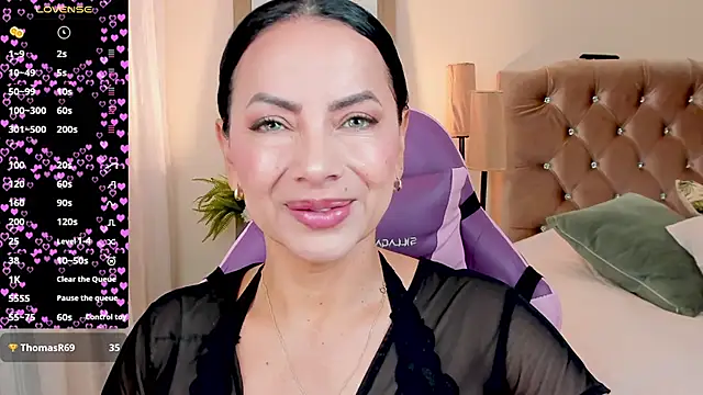 veronika naughty online show from 12, 9, 2025