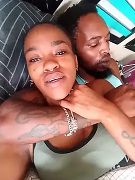 Snapshot of Amarablackie chatting on 6, 11, 2025 Amarablackie online show from 6, 11, 2025