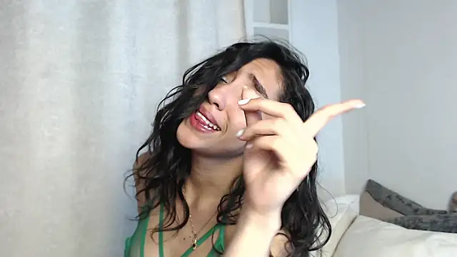 madisex s online show from 25, 1, 2025