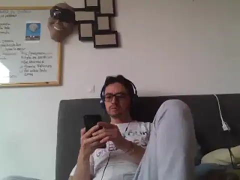 Diptongo online show from 26, 2, 2025