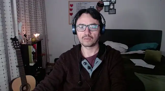 Diptongo online show from 16, 3, 2025