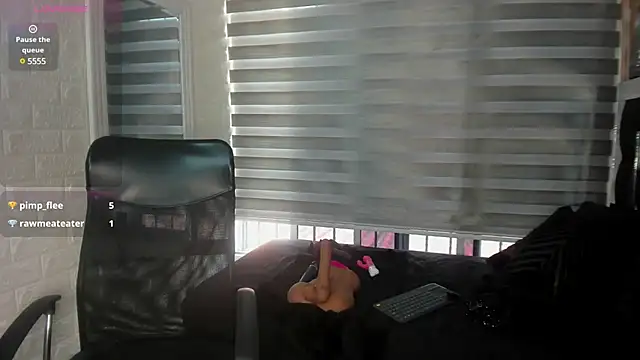 charlotte  G online show from 12, 2, 2025